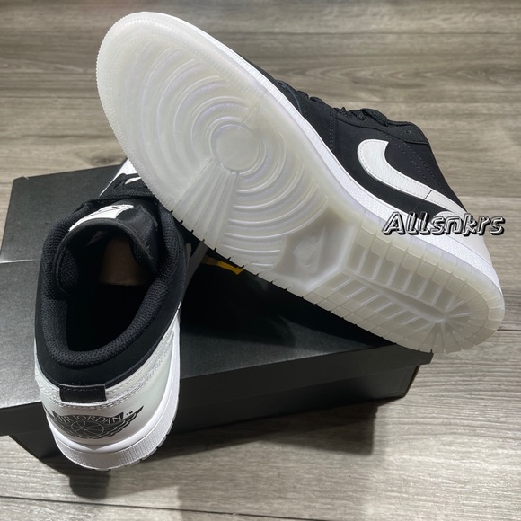 Air Jordan 1 Low Black White Pearl  Panda w - Picture 9 of 11